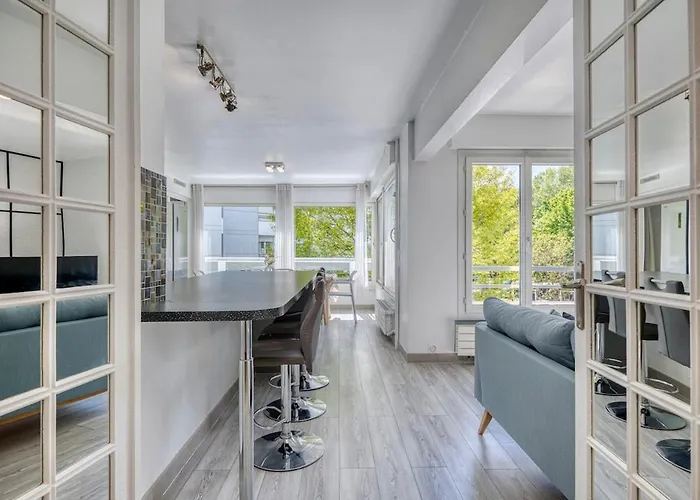 Apartamento Coliving - Montana Bedroom - Convenient & Near Cern *
